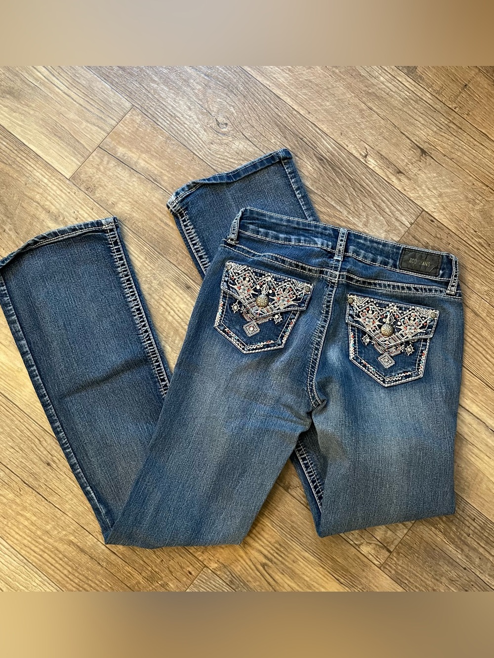Embellished Back-Pocket Bootcut Jeans in Dark Blue